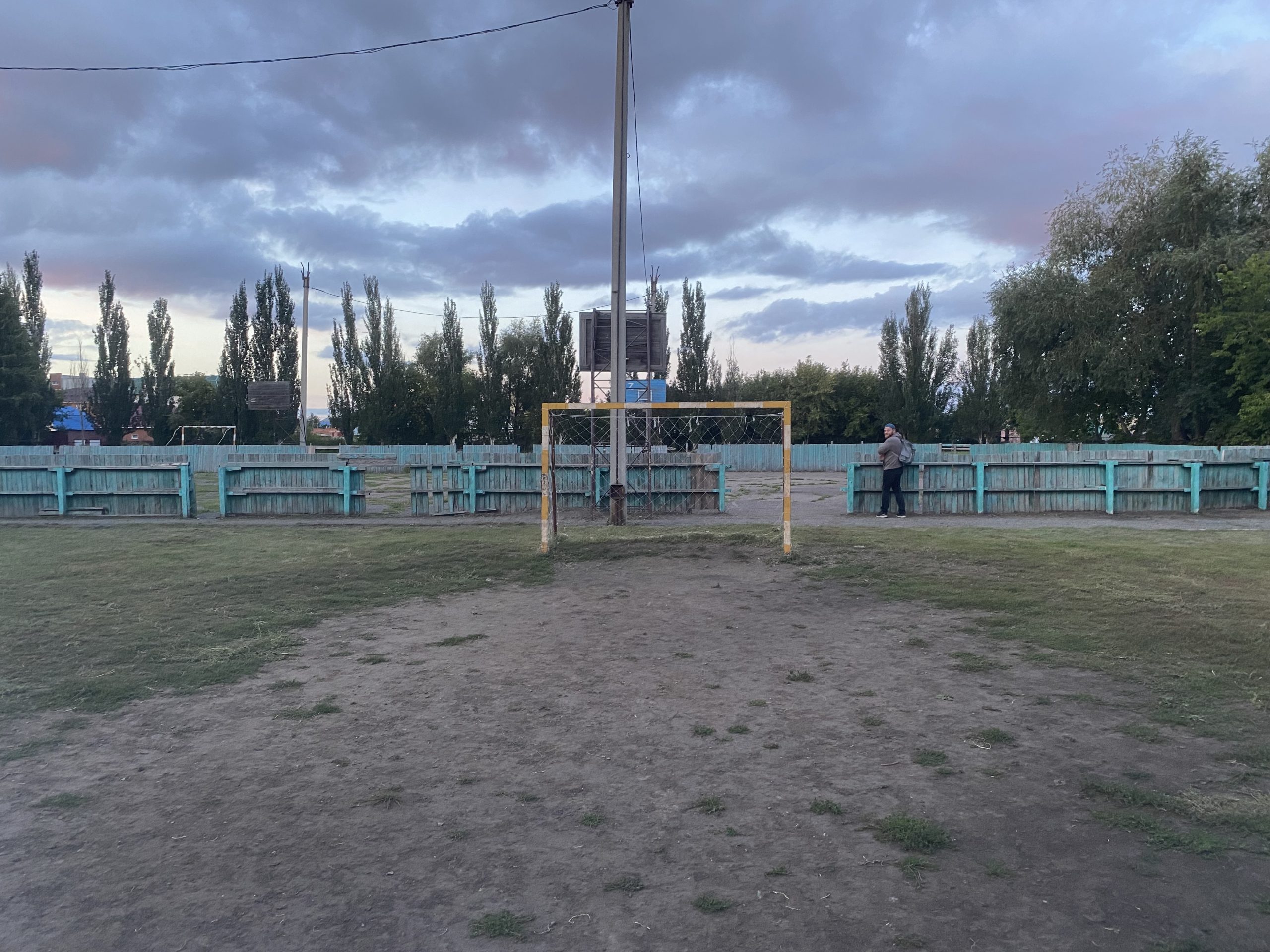Футбольное поле возле Гимназии №159