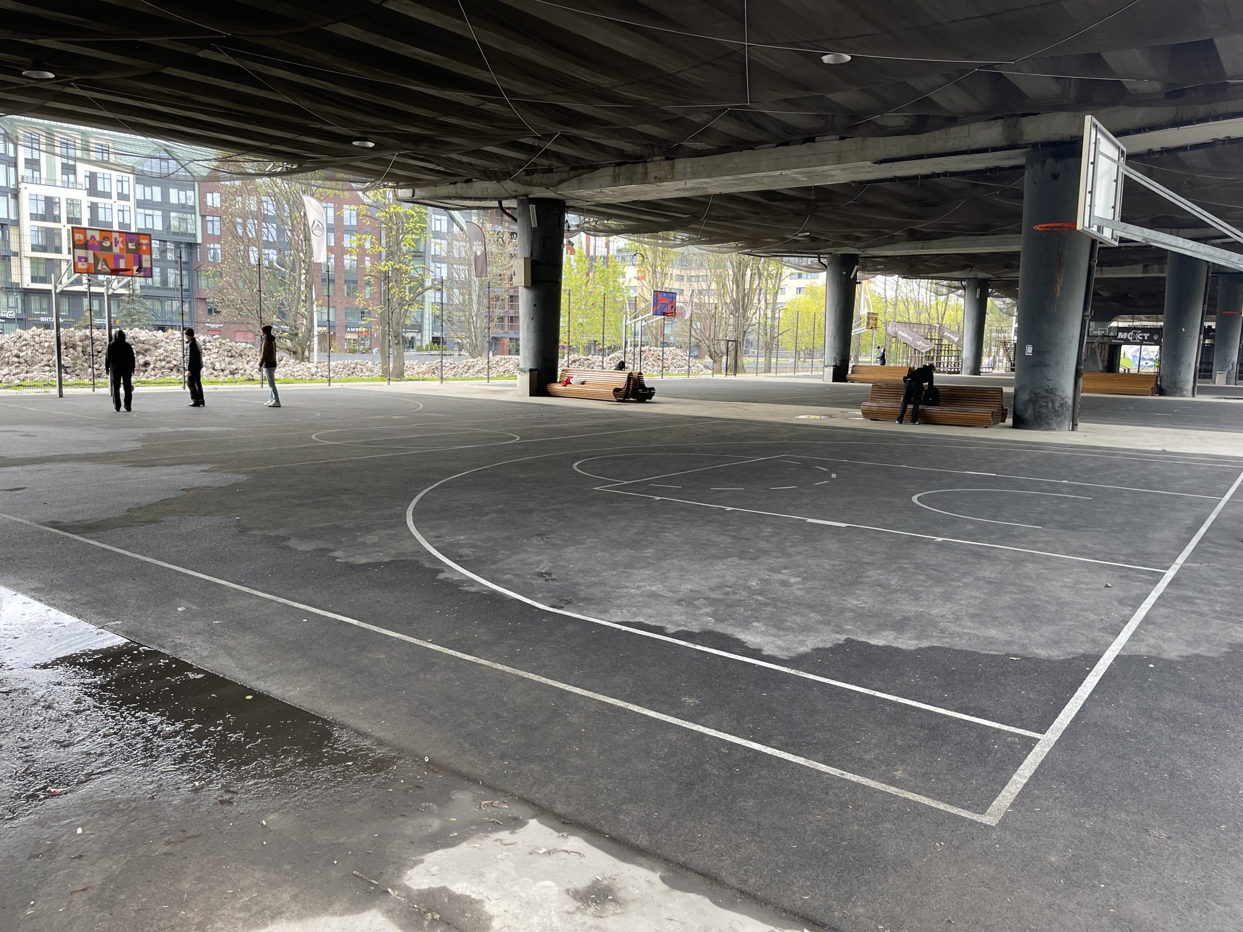 Общественное пространство «МОСТ» — баскетбольные площадки на острове Канта
