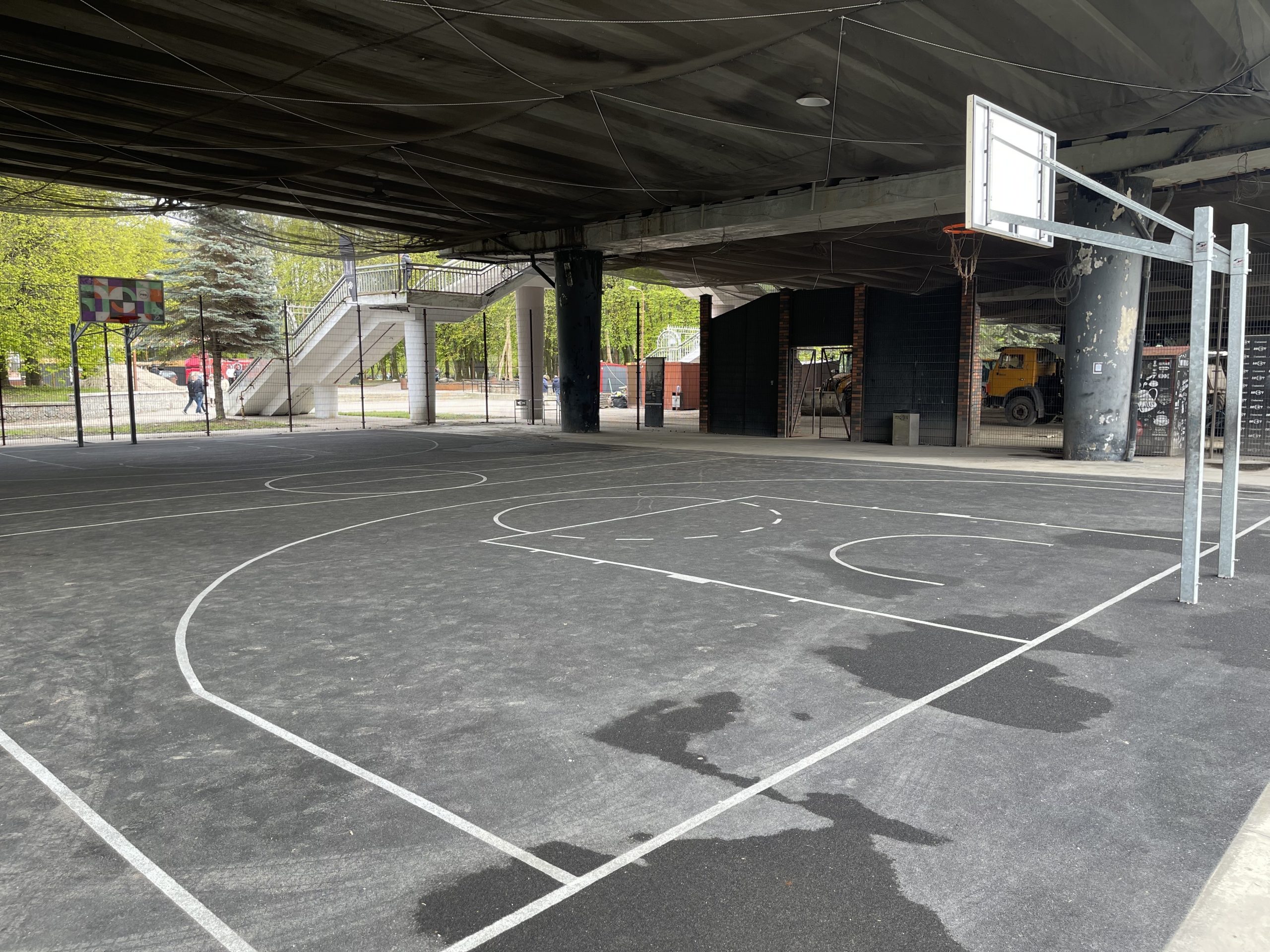 Общественное пространство «МОСТ» — баскетбольные площадки на острове Канта